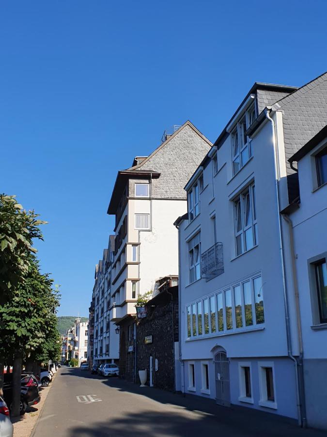 בופארד Grosse Wohnung Mit Rheinblick מראה חיצוני תמונה